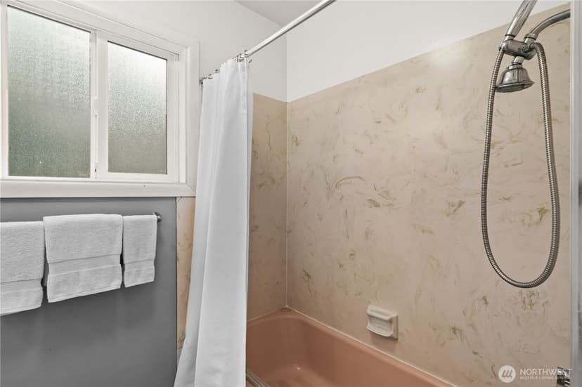 Property photo for 17012 SE 128th Street, Renton photo 16