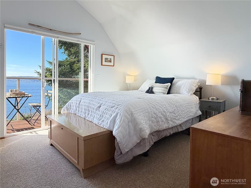 Property photo for 46 G Mukilteo Way, Hat Island photo 17