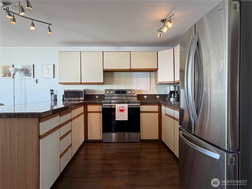 Property photo for 46 G Mukilteo Way, Hat Island photo 14
