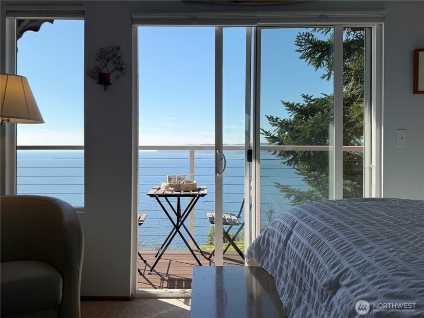 Property photo for 46 G Mukilteo Way, Hat Island photo 21