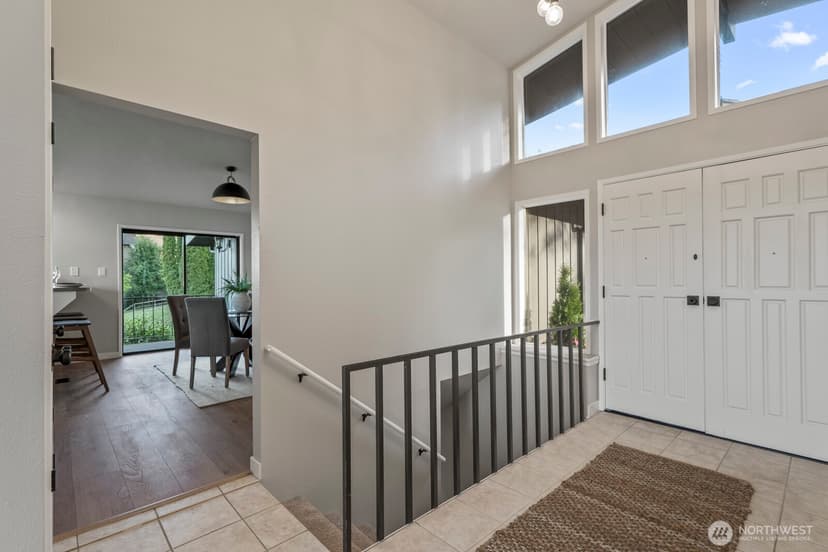 Property photo for 5110 NW Sammamish Road, Issaquah photo 28