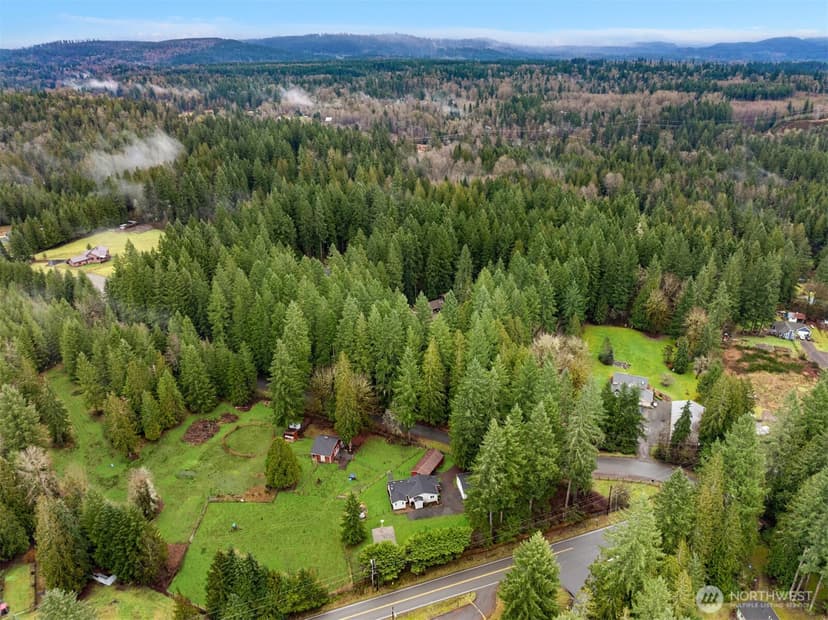 Property photo for 11807 322nd Avenue NE, Duvall photo 39