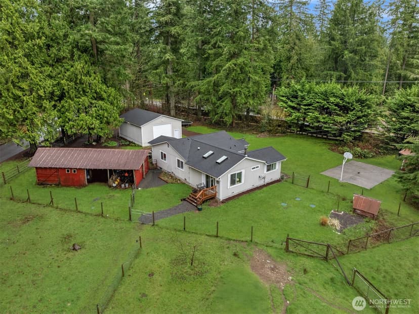 Property photo for 11807 322nd Avenue NE, Duvall photo 31