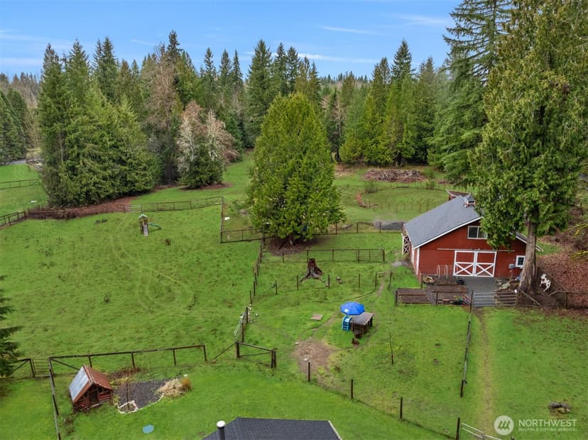 Property photo for 11807 322nd Avenue NE, Duvall photo 32