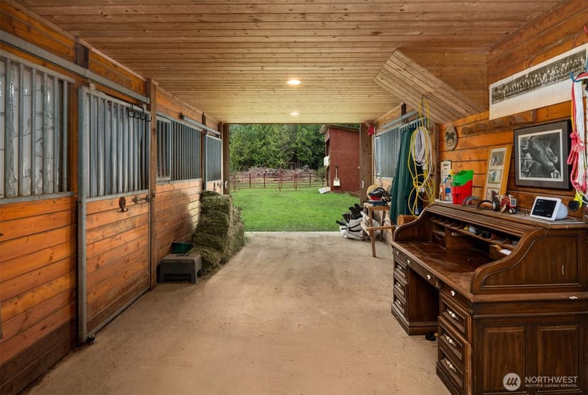 Property photo for 11807 322nd Avenue NE, Duvall photo 23