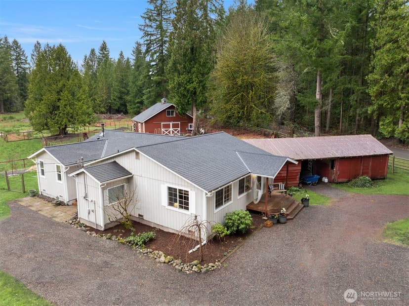 Property photo for 11807 322nd Avenue NE, Duvall photo 2