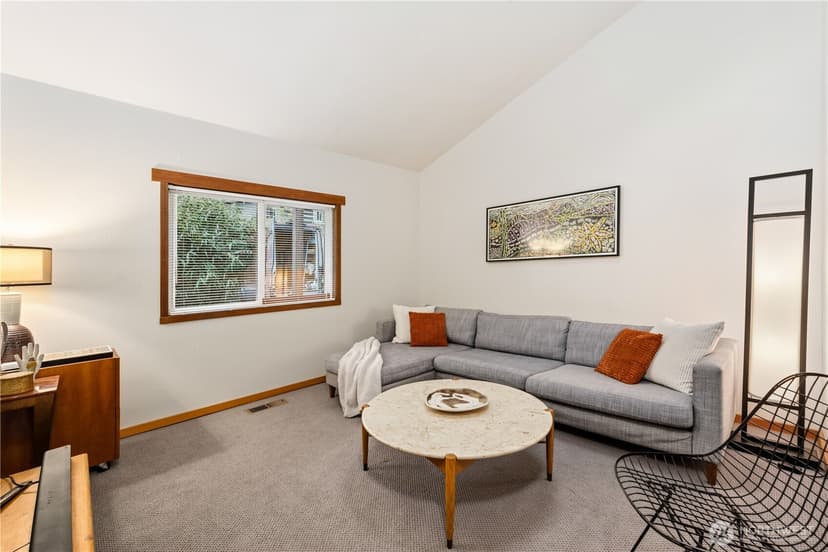 Property photo for 11818 89th Place NE, Kirkland photo 34