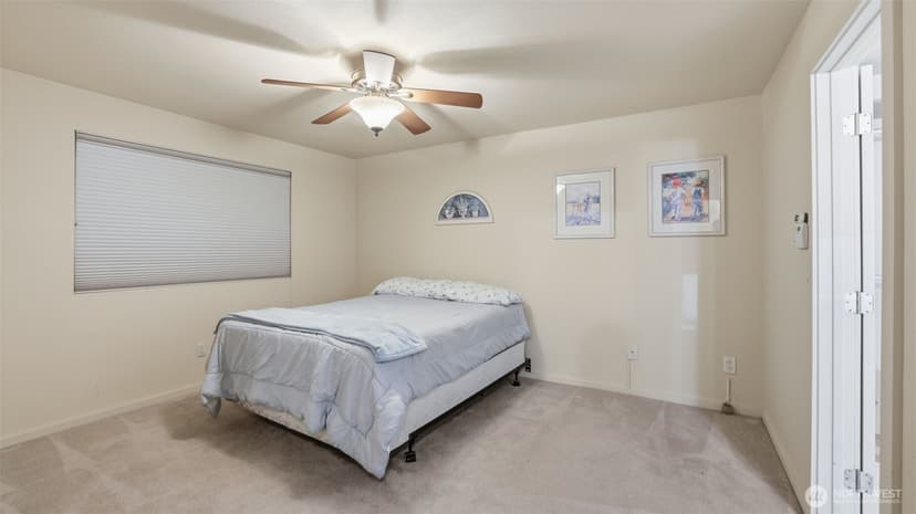 Property photo for 22222 Dock Avenue S #1B, Des Moines photo 16