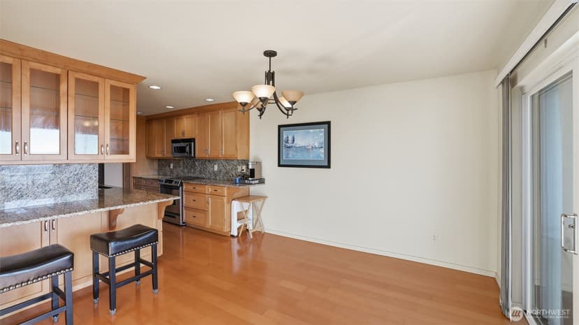 Property photo for 22222 Dock Avenue S #1B, Des Moines photo 11