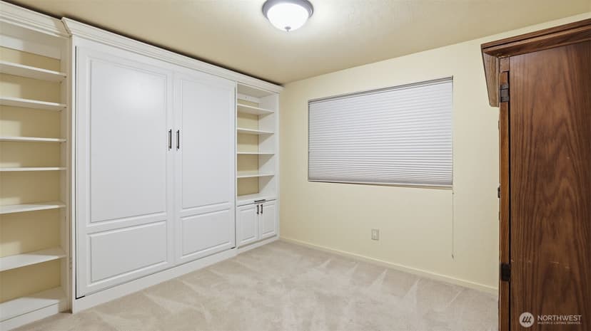 Property photo for 22222 Dock Avenue S #1B, Des Moines photo 15