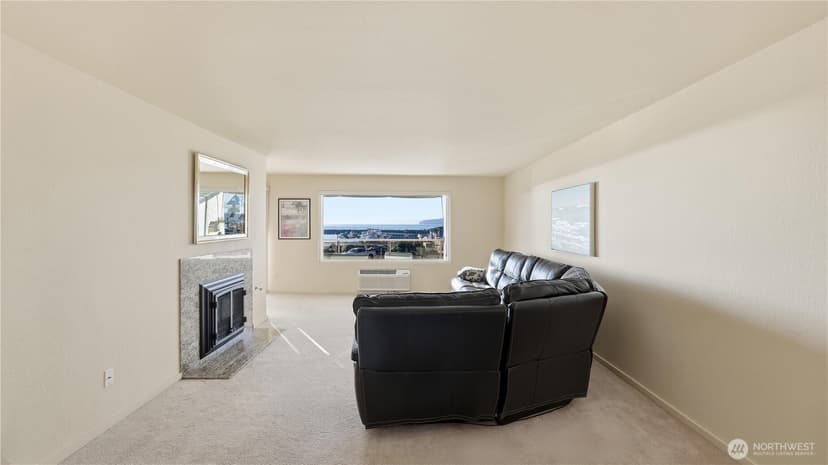 Property photo for 22222 Dock Avenue S #1B, Des Moines photo 6