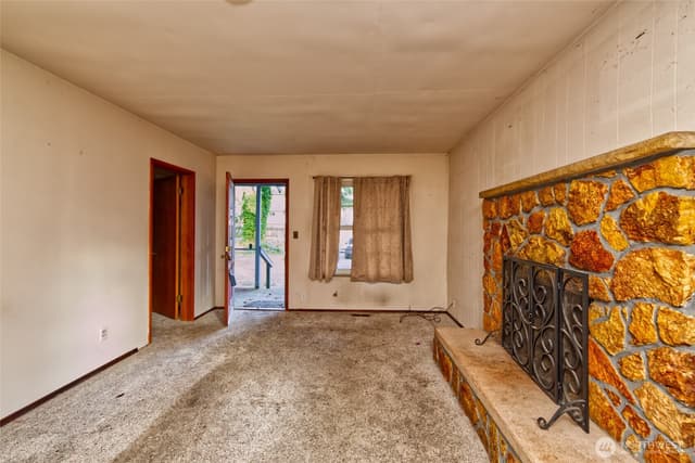 Property photo for 12824 51st Avenue NE, Marysville photo 3