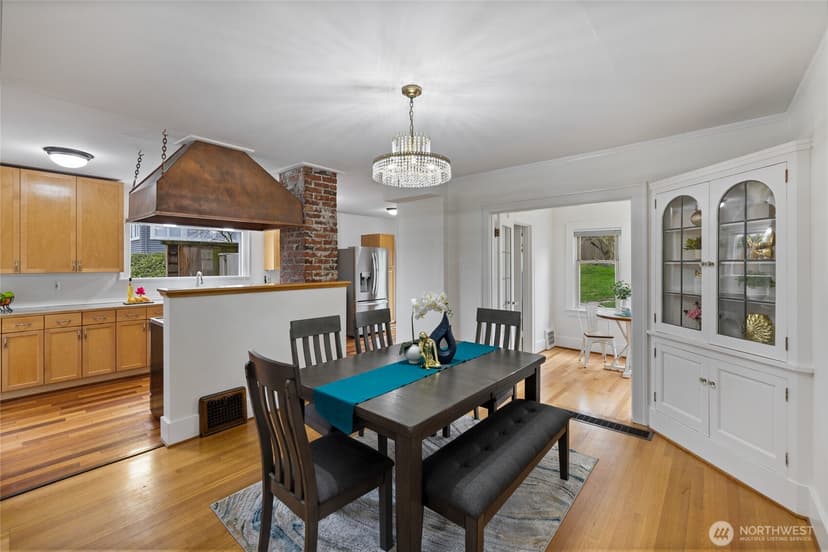 Property photo for 510 N Yakima Avenue, Tacoma photo 6