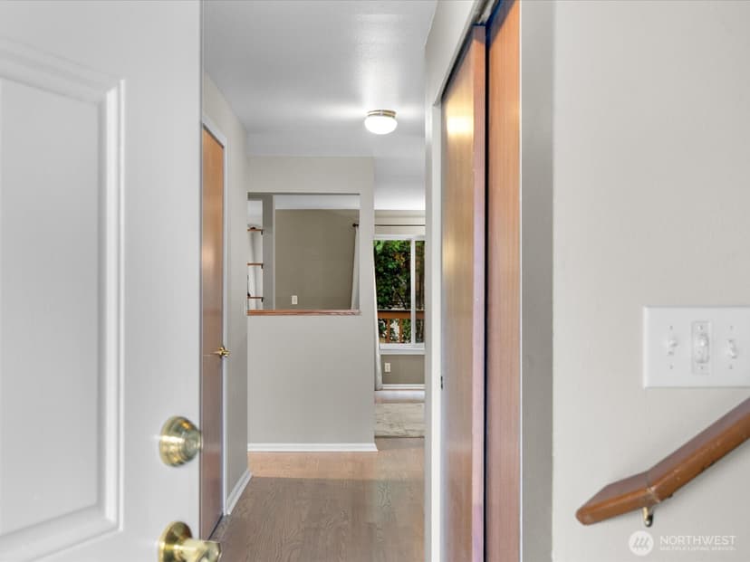 Property photo for 21227 76th Avenue W #B8, Edmonds photo 5