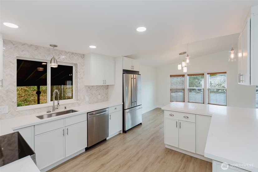Property photo for 6897 Capricorn Lane NE, Bremerton photo 12
