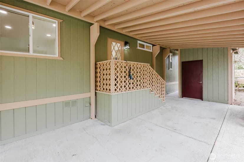Property photo for 6897 Capricorn Lane NE, Bremerton photo 6