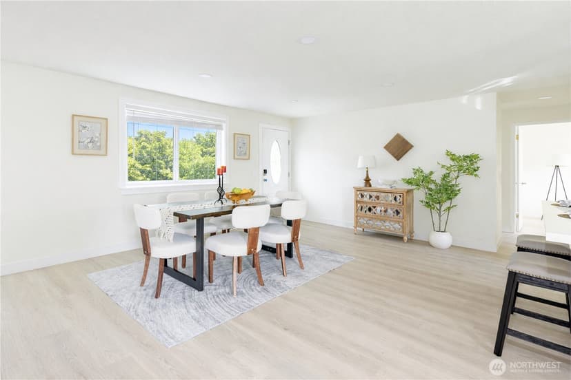 Property photo for 8304 42nd Place S, Seattle photo 6