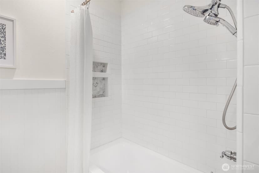 Property photo for 23420 SE Black Nugget Road #A204, Issaquah photo 29