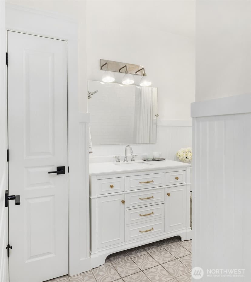 Property photo for 23420 SE Black Nugget Road #A204, Issaquah photo 27