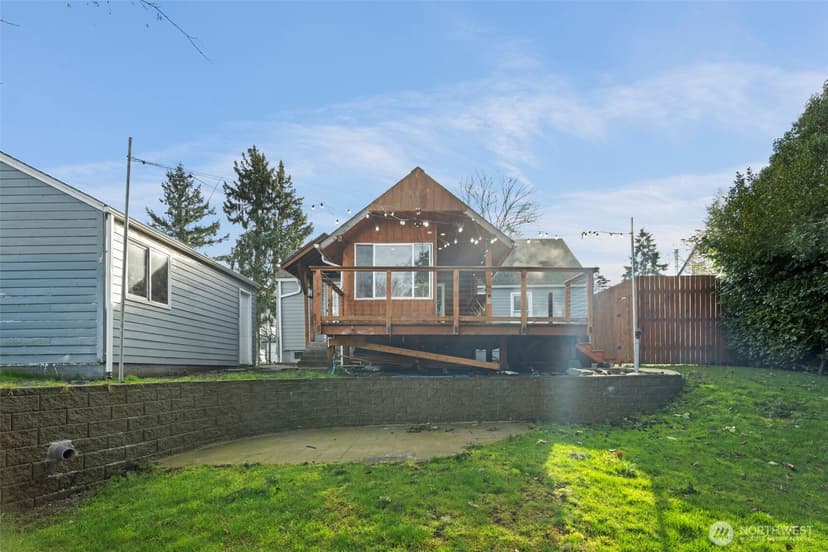 Property photo for 905 115th Street S, Tacoma photo 24