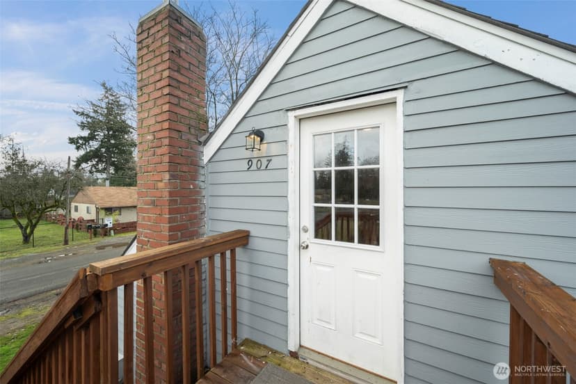 Property photo for 905 115th Street S, Tacoma photo 13