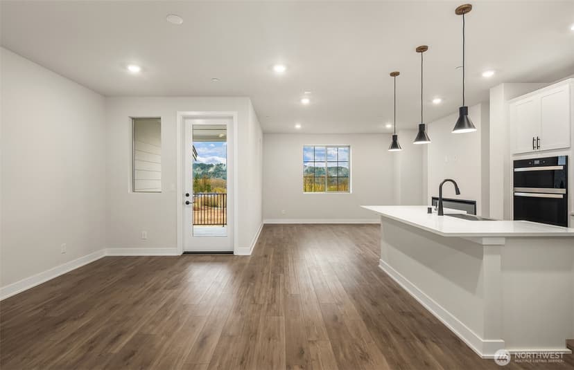 Property photo for 14342 1st Avenue NE #52-C, Duvall photo 10