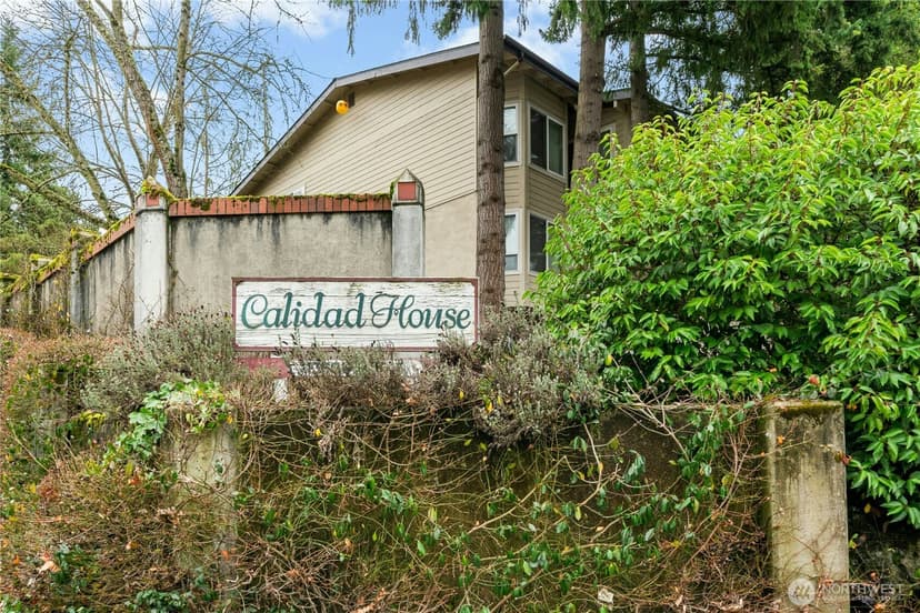 Property photo for 13611 NE 8th Street #106, Bellevue photo 26