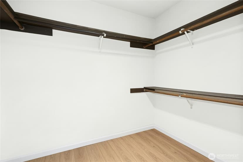 Property photo for 13611 NE 8th Street #106, Bellevue photo 19