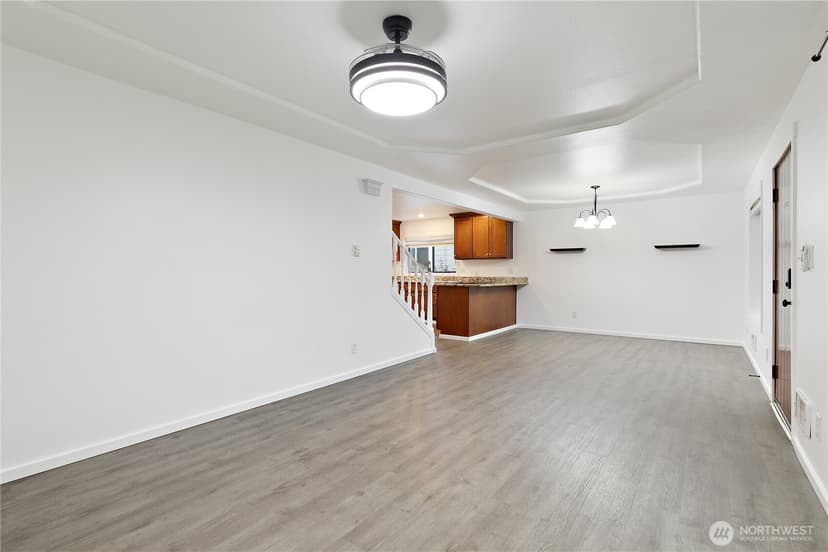 Property photo for 1211 9th Avenue SW, Puyallup photo 6
