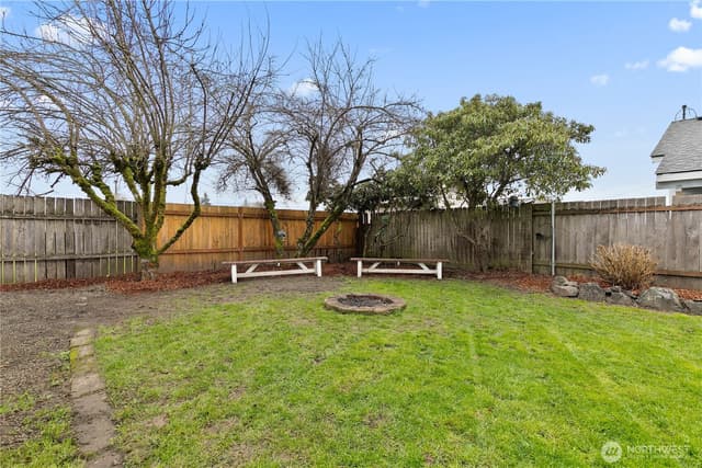 Property photo for 1211 9th Avenue SW, Puyallup photo 3