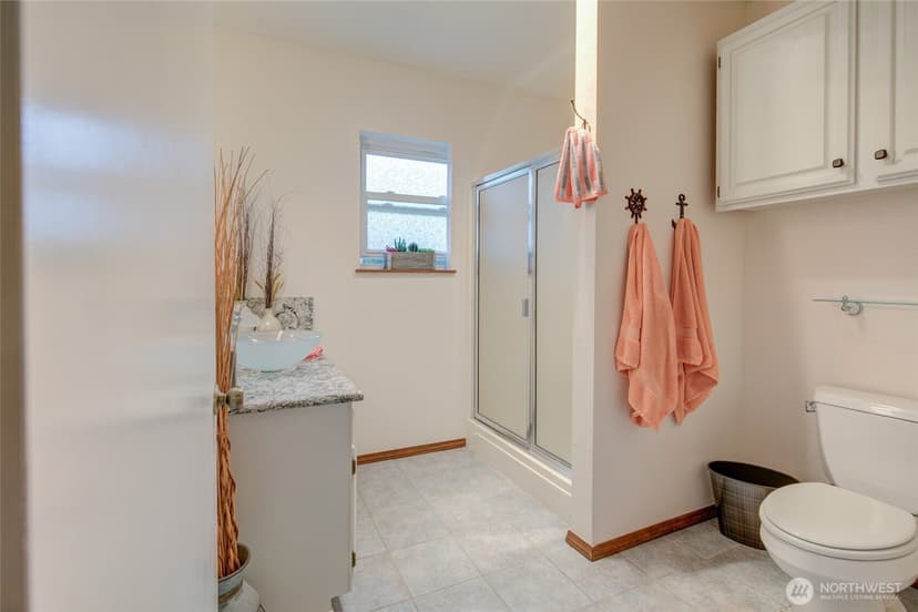 Property photo for 200 Ocean Lake Way NW, Ocean Shores photo 29