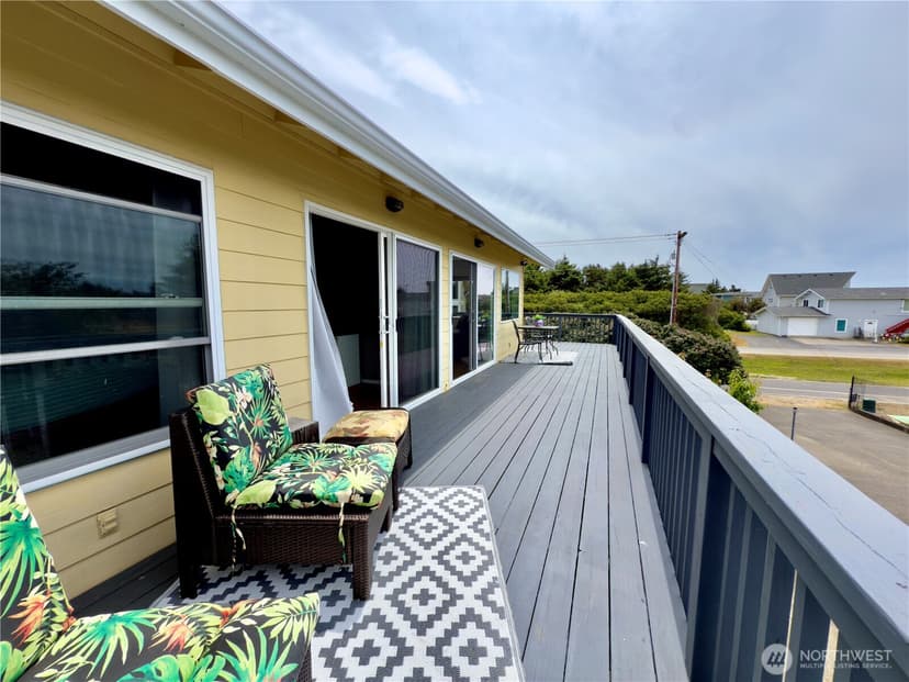 Property photo for 200 Ocean Lake Way NW, Ocean Shores photo 36