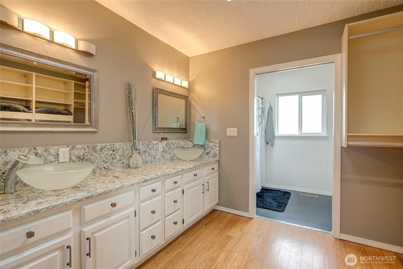 Property photo for 200 Ocean Lake Way NW, Ocean Shores photo 25
