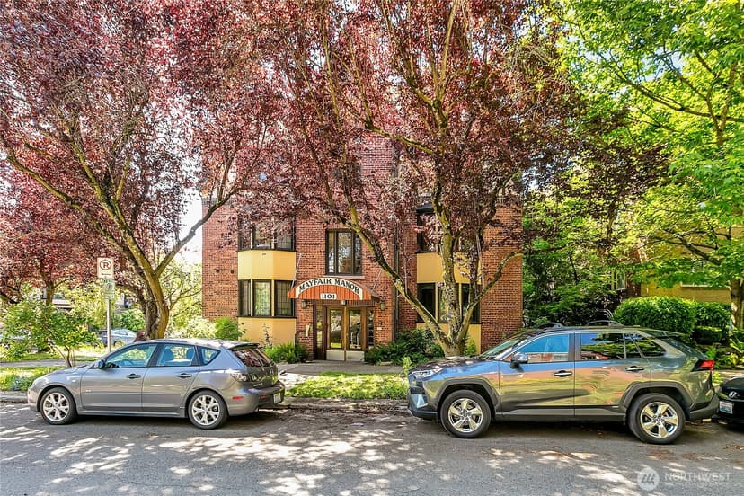 Property photo for 1101 17th Avenue #101, Seattle photo 20