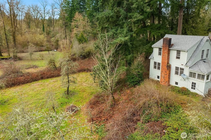 Property photo for 23203 Upper Dorre Don Way SE, Maple Valley photo 22