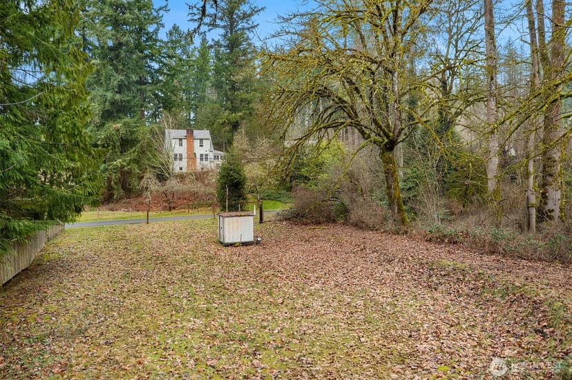 Property photo for 23203 Upper Dorre Don Way SE, Maple Valley photo 32