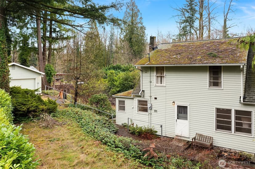 Property photo for 23203 Upper Dorre Don Way SE, Maple Valley photo 33