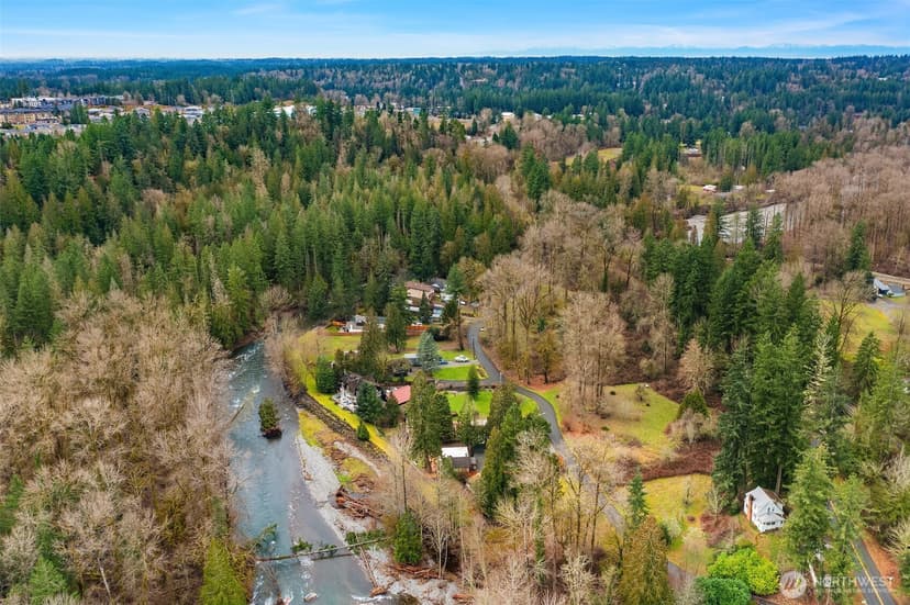 Property photo for 23203 Upper Dorre Don Way SE, Maple Valley photo 24