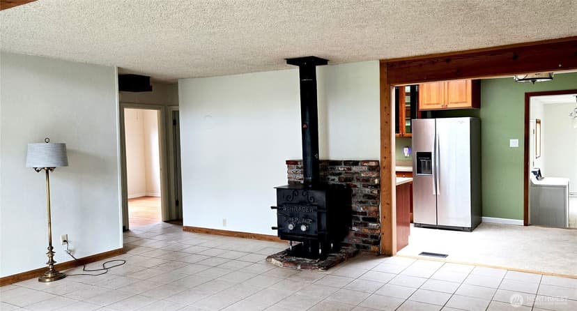 Property photo for 17017 10th Avenue NE, Shoreline photo 5