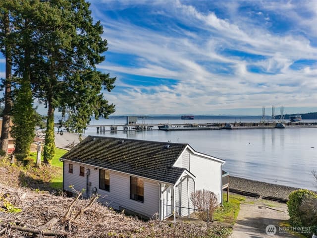 Property photo for 8561 E Caraway Road, Port Orchard photo 3