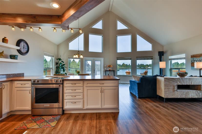 Property photo for 503 Duck Lake Drive SE, Ocean Shores photo 9
