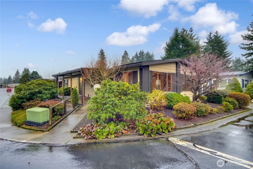 Property photo for 201 Union Avenue SE ##112, Renton photo 2