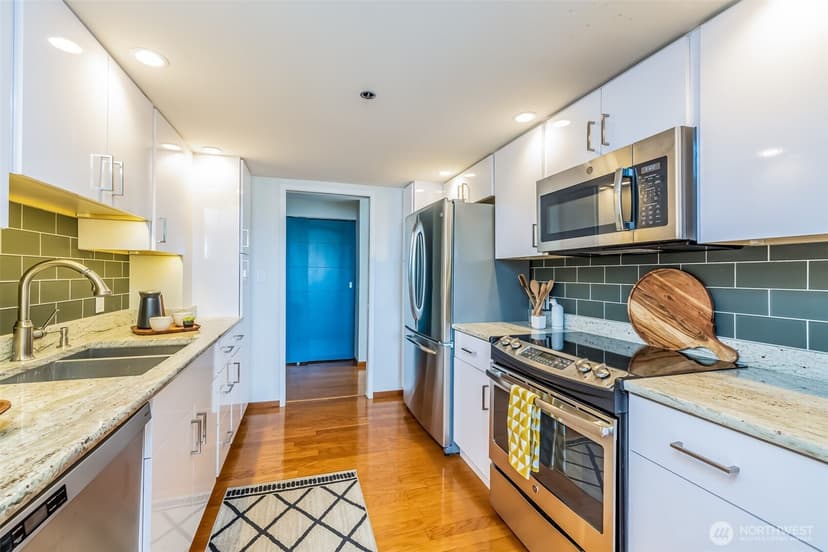 Property photo for 1120 Spring Street #1301, Seattle photo 9