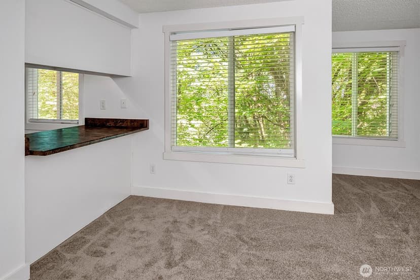 Property photo for 15244 SE 43rd Street #C202, Bellevue photo 12