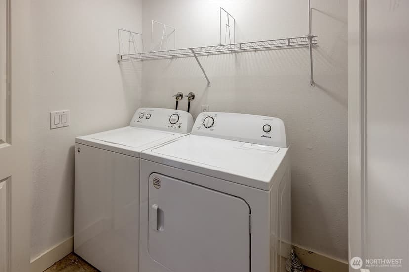 Property photo for 15244 SE 43rd Street #C202, Bellevue photo 21