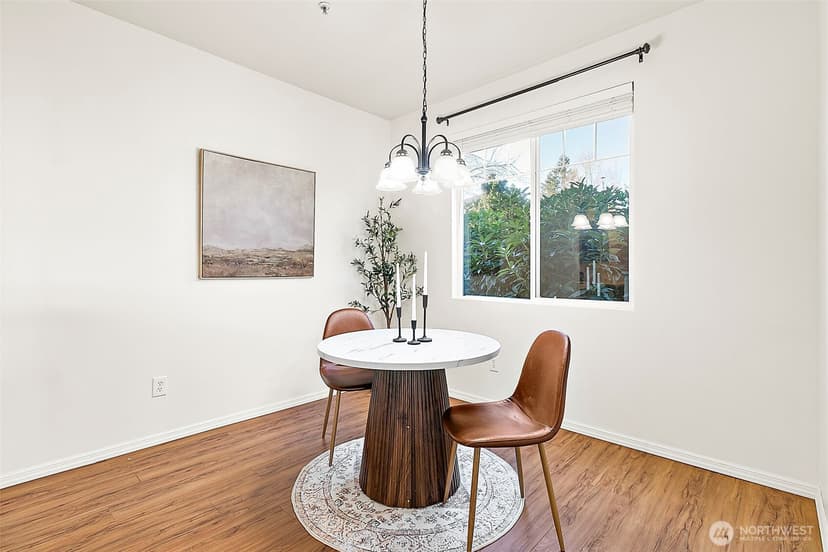 Property photo for 4710 Mill Pond Dr SE #304, Auburn photo 5