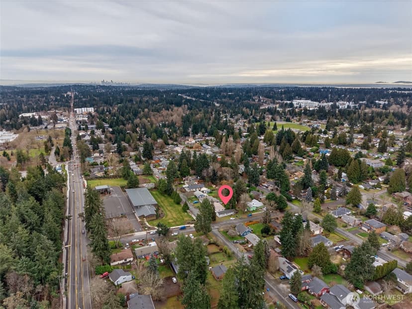 Property photo for 15575 14th Avenue NE, Shoreline photo 36