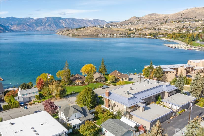 Property photo for 301 S 3rd Street #4, Chelan photo 39