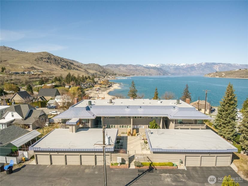 Property photo for 301 S 3rd Street #4, Chelan photo 6
