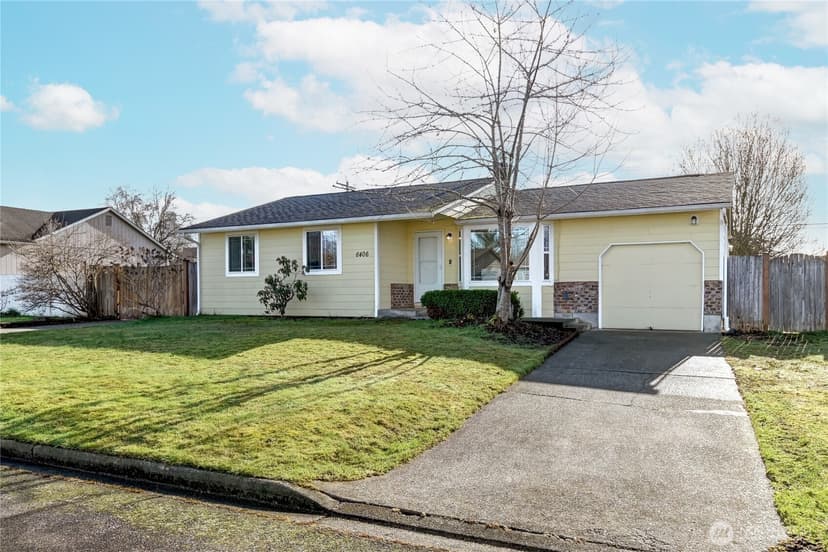 Property photo for 6406 64th Place NE, Marysville